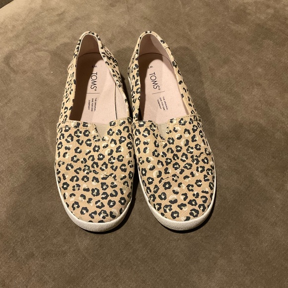 Toms classic slip on canvas shoes - Picture 4 of 6